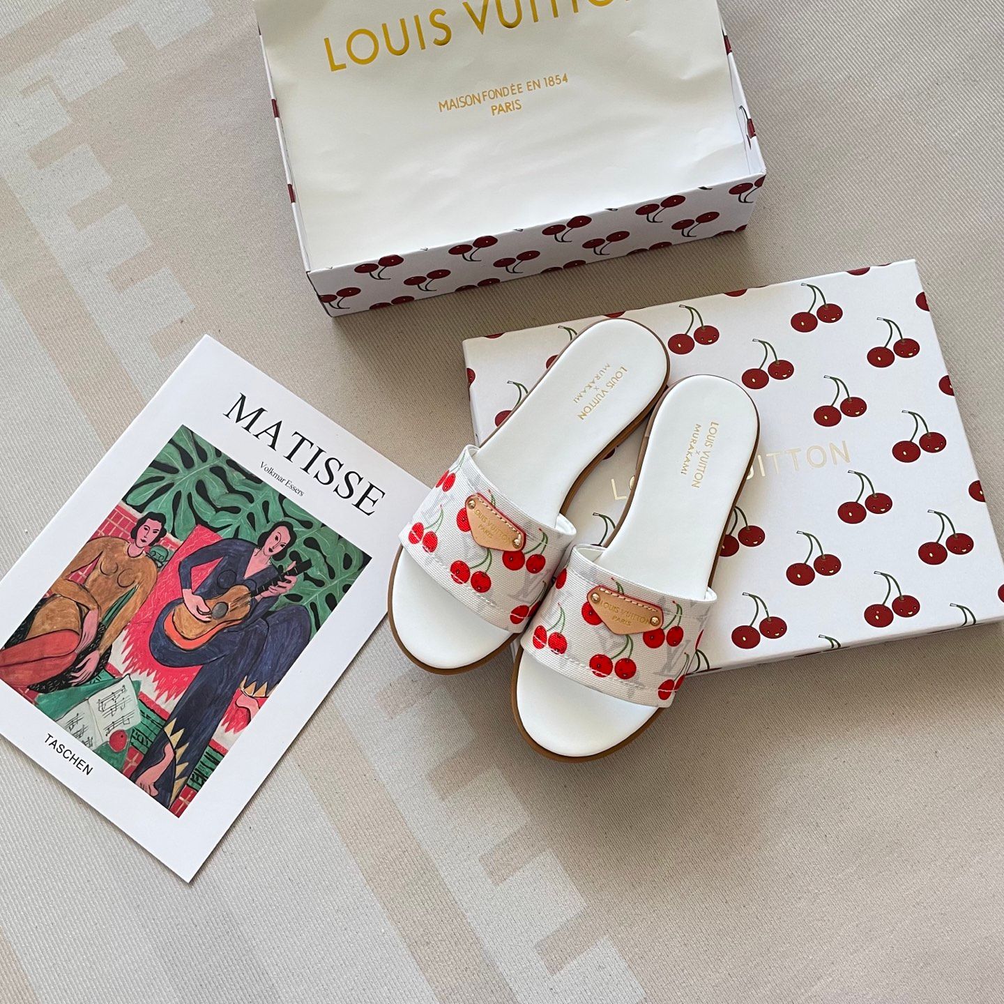 Louis Vuitton x Takashi Murakami Lily Flat Mule Wide Strap Flat Slide Sandals For Women Open Toe Casual Beach Vacation Slip On Slippers Multiple colors - 5 of 7