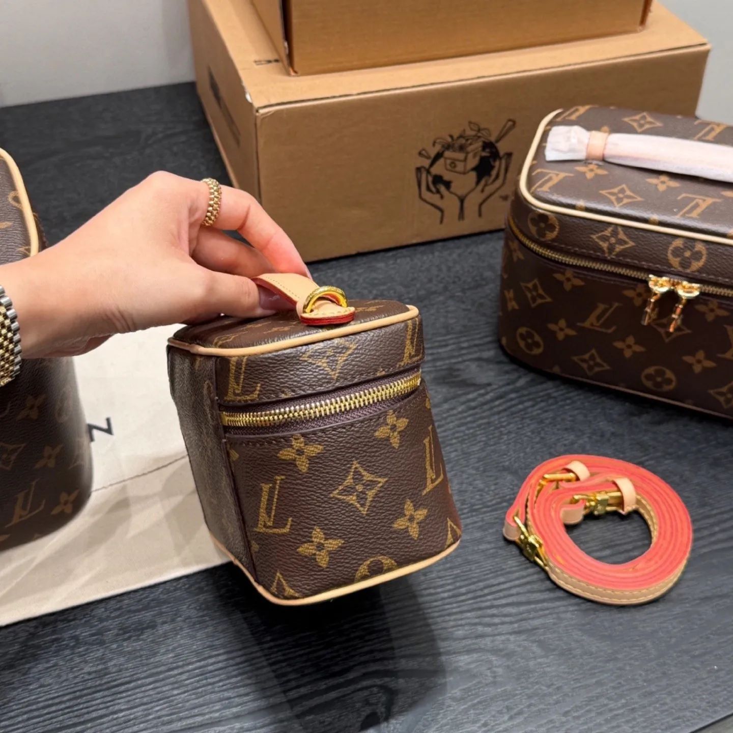 Designer Bag sac de luxe Nice nano vintage makeup bag shoulder bag Makeup Bag Luxury Cosmetic bag designer Women's Handbag Purse designer - 6 of 8
