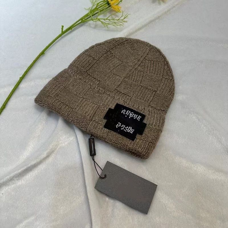 luxury designer beanie women and men New grid letters bonnet hat brim bonnet classic beautiful fashionable autumn and winter wear - 5 of 7