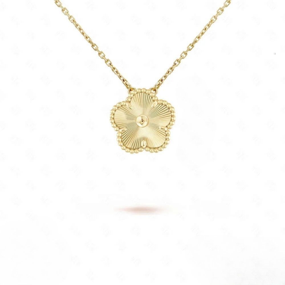 Luxury 4 Four Clover Necklace Luxury Designer Jewelry Set Pendant Necklaces Bracelet Stud Earring Women Christm Valentine's Day Birthday Gift Gold Flower Necklace - 7 of 9