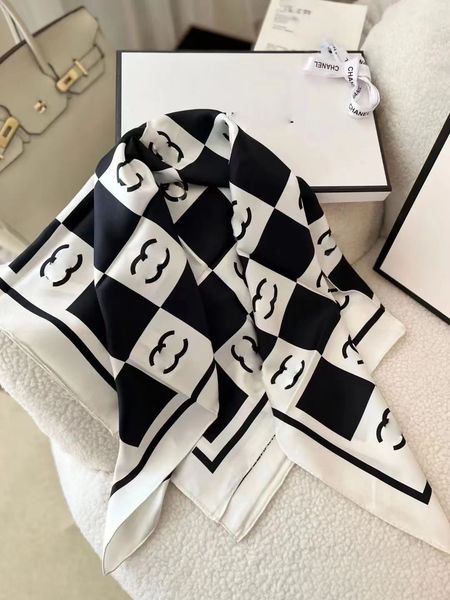 Designer women's printed square made of smooth spun fabric with multiple functions can be used as a scarf headband bag decoration ribbon 90X90cm - Fashion Accessories - zorviavip