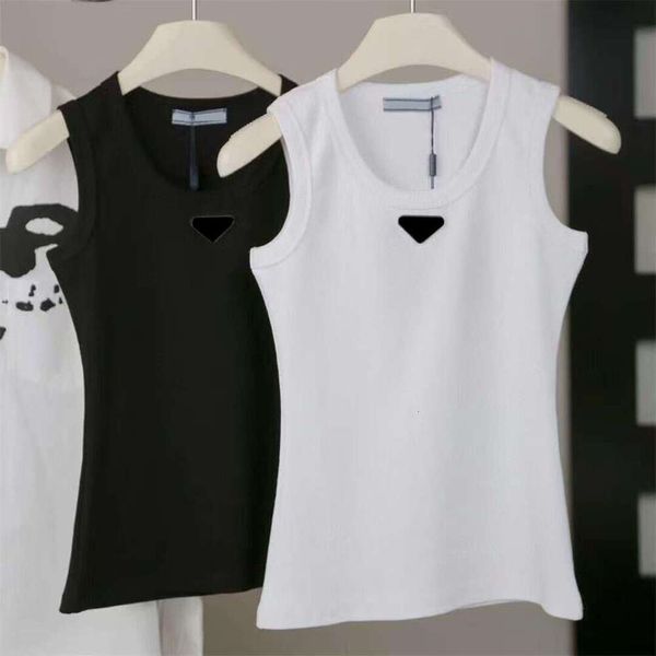 Tank Brand Luxury Womens T Shirts Vests Budge Embroidery Designer Womens Tshirts Gilet Tops Tees Shirts Patterns Summer Breathable Short Sleeves T-Shirts S-2XL - Apparel - zorviavip