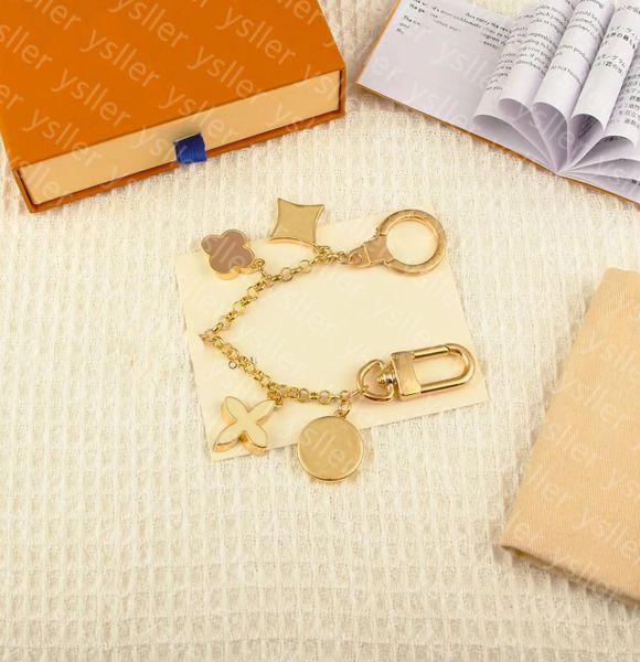 Holder S Designers Keychain Car Key Fashion Flower Keyring Bag Charm Lovers Gift 2211103Z 02 - Fashion Accessories - zorviavip